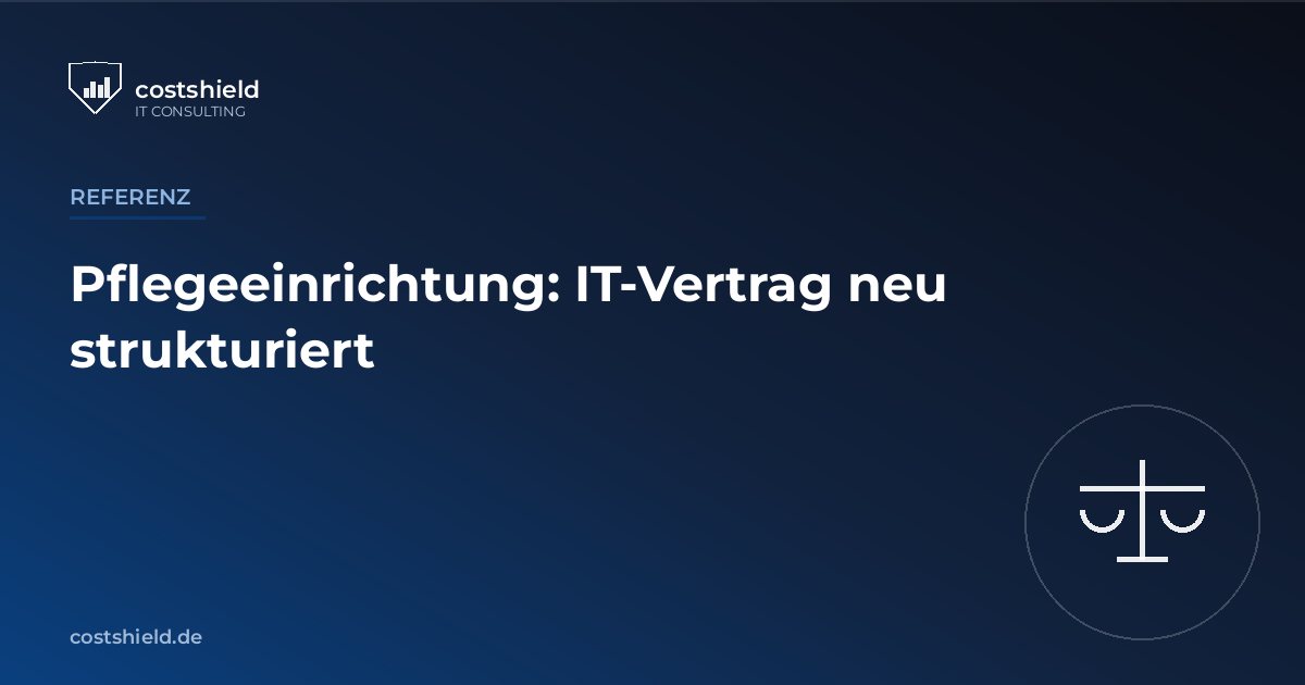 Aktenordner und Vertragsunterlagen, symbolisch für die IT-Vertragsprüfung bei einer Pflegeeinrichtung